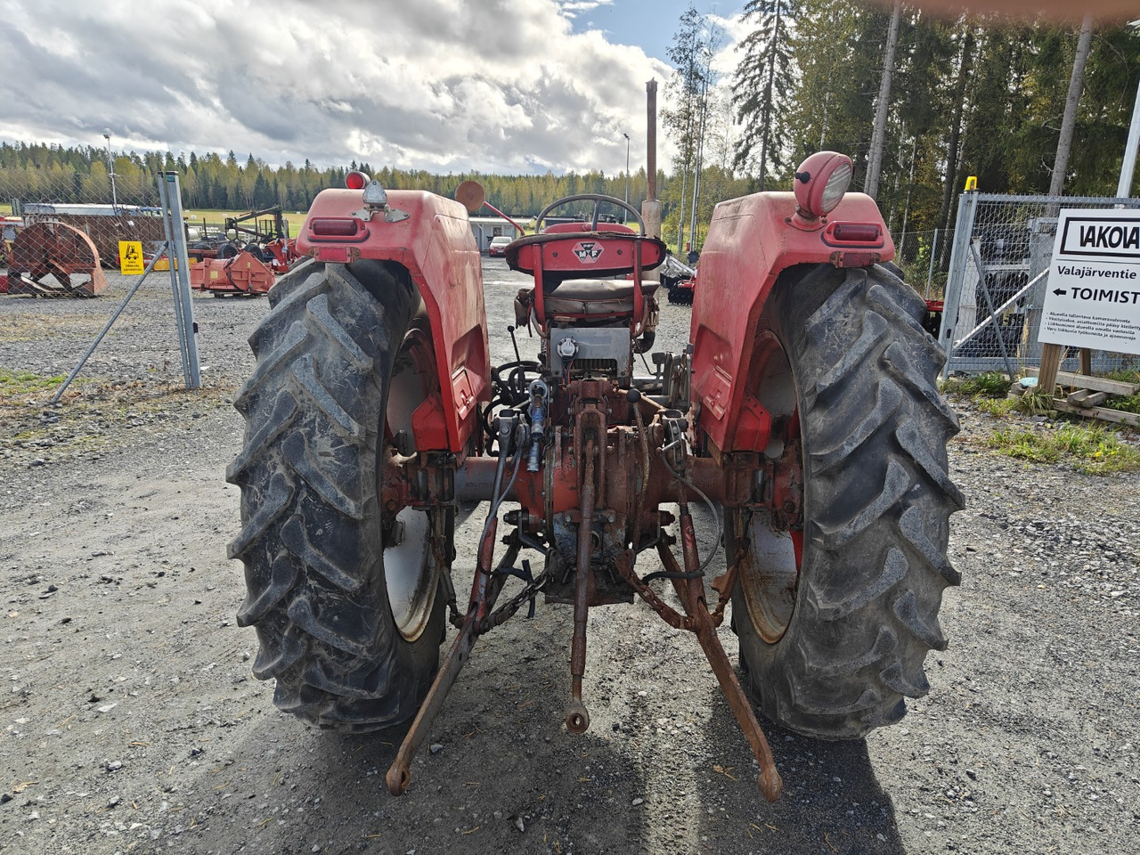 Massey Ferguson 175 Multi Power Avomalli, katso video! - Traktori: kuva Massey Ferguson 175 Multi Power Avomalli, katso video! - Traktori Massey Ferguson 175 Multi Power Avomalli, katso video! - Traktori: kuva Massey Ferguson 175 Multi Power Avomalli, katso video! - Traktori