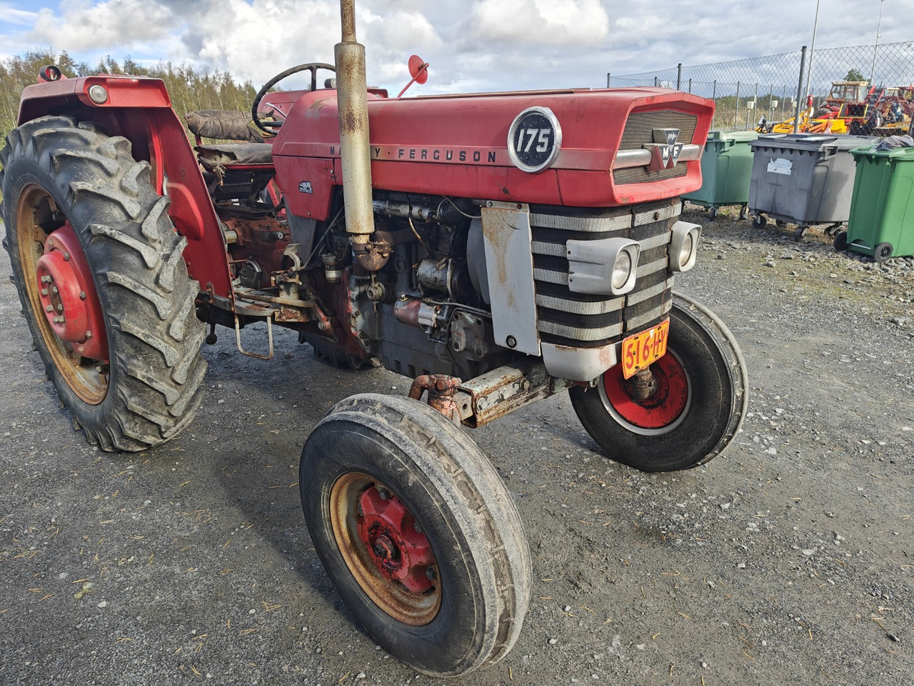 Massey Ferguson 175 Multi Power Avomalli, katso video! - Traktori: kuva Massey Ferguson 175 Multi Power Avomalli, katso video! - Traktori Massey Ferguson 175 Multi Power Avomalli, katso video! - Traktori: kuva Massey Ferguson 175 Multi Power Avomalli, katso video! - Traktori
