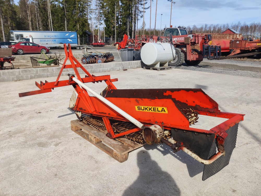Sukkela perunannostokone - Perunannostokone: kuva Sukkela perunannostokone - Perunannostokone Sukkela perunannostokone - Perunannostokone: kuva Sukkela perunannostokone - Perunannostokone
