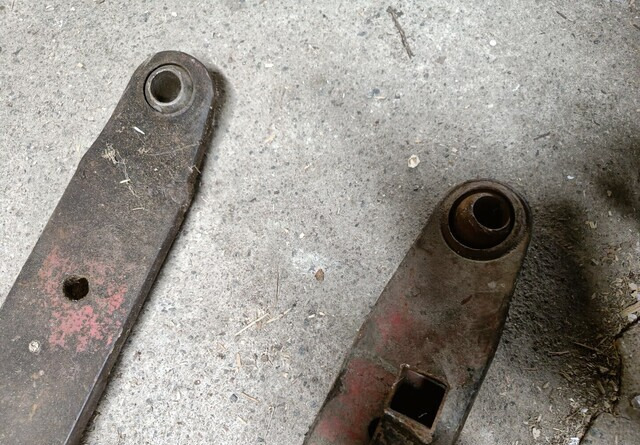 Vetovarret traktorista - Varaosat - Traktori: kuva Vetovarret traktorista - Varaosat - Traktori Vetovarret traktorista - Varaosat - Traktori: kuva Vetovarret traktorista - Varaosat - Traktori