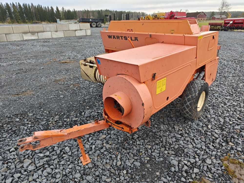 Wärtsilä Rivierra Casalis PHP150 - Kanttipaalain: kuva Wärtsilä Rivierra Casalis PHP150 - Kanttipaalain Wärtsilä Rivierra Casalis PHP150 - Kanttipaalain: kuva Wärtsilä Rivierra Casalis PHP150 - Kanttipaalain