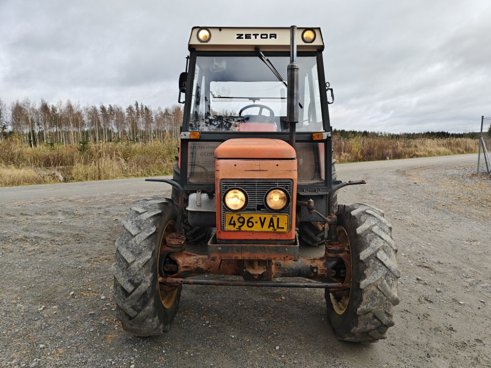 ZETOR 7245 - 4WD - Traktori: kuva ZETOR 7245 - 4WD - Traktori ZETOR 7245 - 4WD - Traktori: kuva ZETOR 7245 - 4WD - Traktori