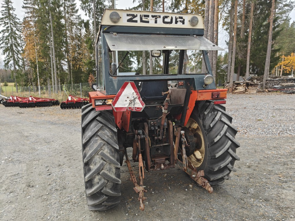 ZETOR 7245 - 4WD - Traktori: kuva ZETOR 7245 - 4WD - Traktori ZETOR 7245 - 4WD - Traktori: kuva ZETOR 7245 - 4WD - Traktori