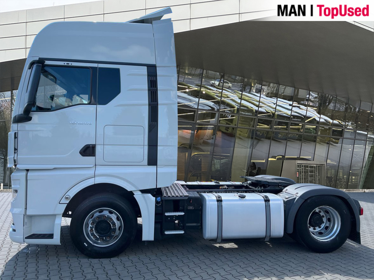 MAN TGX 18.470 4x2 BL SA - Vetopöytäauto: kuva MAN TGX 18.470 4x2 BL SA - Vetopöytäauto MAN TGX 18.470 4x2 BL SA - Vetopöytäauto: kuva MAN TGX 18.470 4x2 BL SA - Vetopöytäauto