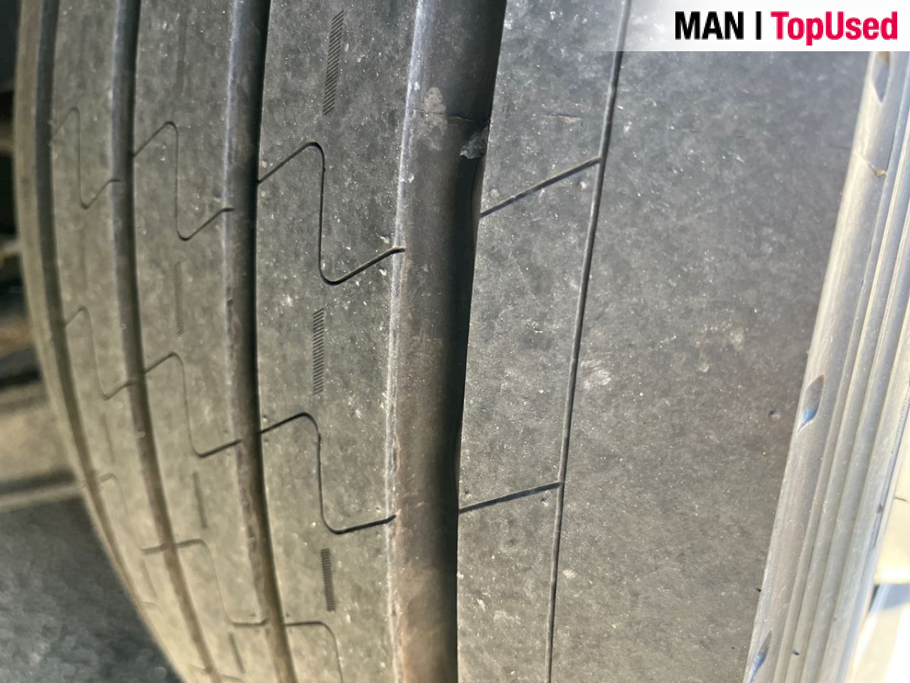 MAN TGX 18.470 4x2 LL SA Euro6 Retarder Klima ZV - Vetopöytäauto: kuva MAN TGX 18.470 4x2 LL SA Euro6 Retarder Klima ZV - Vetopöytäauto MAN TGX 18.470 4x2 LL SA Euro6 Retarder Klima ZV - Vetopöytäauto: kuva MAN TGX 18.470 4x2 LL SA Euro6 Retarder Klima ZV - Vetopöytäauto