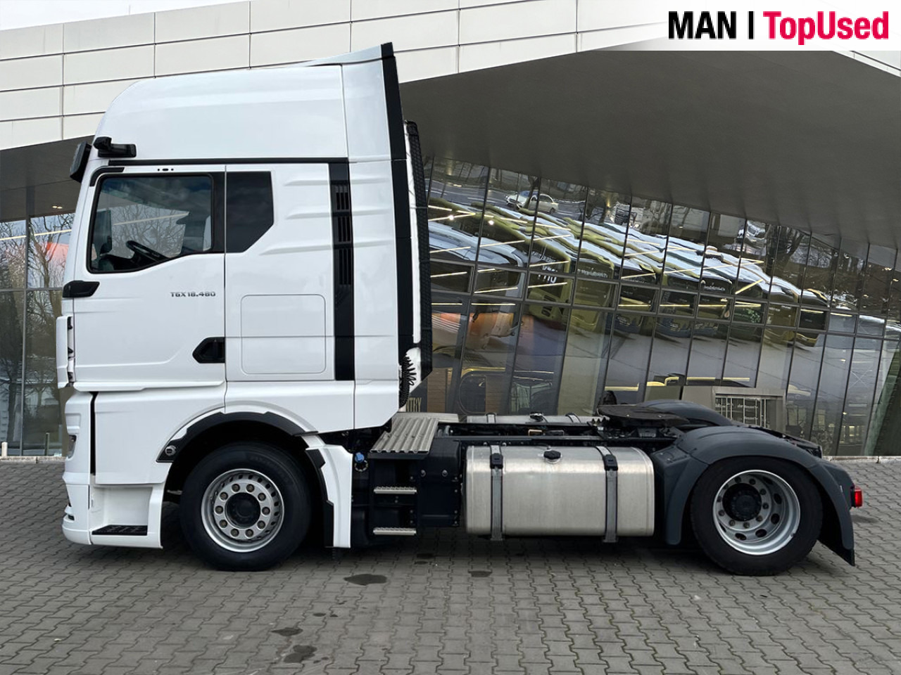 MAN TGX 18.480 4x2 LL SA - Vetopöytäauto: kuva MAN TGX 18.480 4x2 LL SA - Vetopöytäauto MAN TGX 18.480 4x2 LL SA - Vetopöytäauto: kuva MAN TGX 18.480 4x2 LL SA - Vetopöytäauto