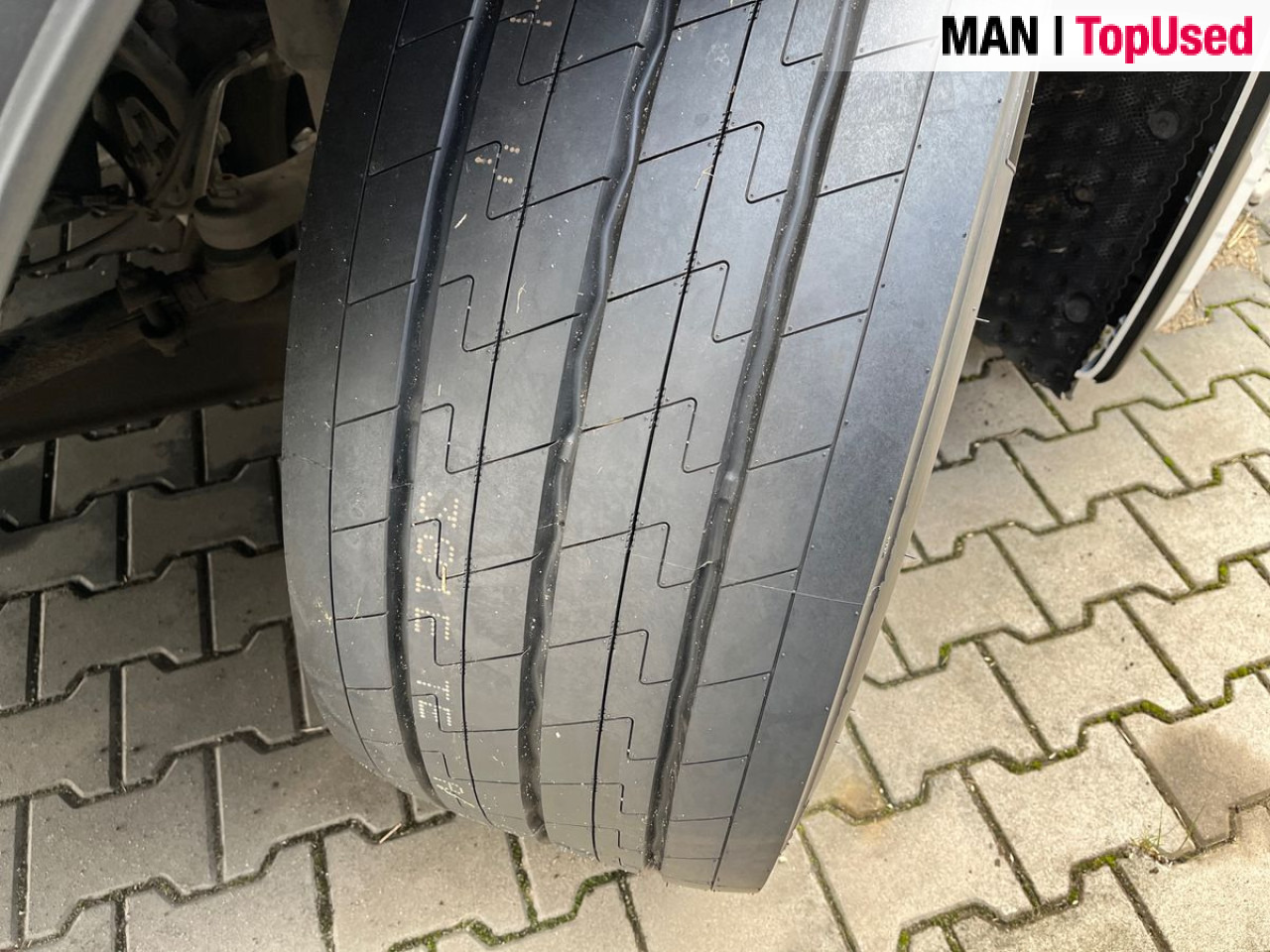 MAN TGX 18.480 4x2 LL SA - Vetopöytäauto: kuva MAN TGX 18.480 4x2 LL SA - Vetopöytäauto MAN TGX 18.480 4x2 LL SA - Vetopöytäauto: kuva MAN TGX 18.480 4x2 LL SA - Vetopöytäauto