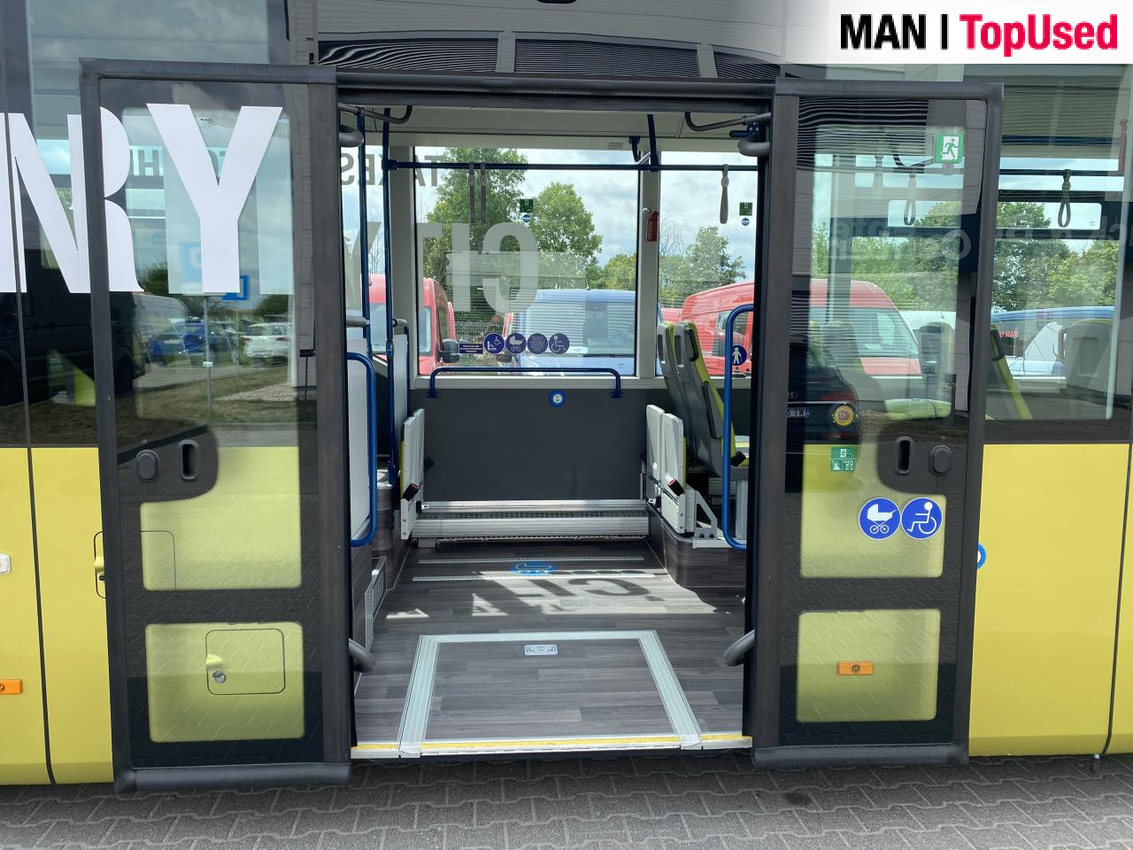 Esikaupunkien linja MAN Intercity 43C Euro6 Luftfeder: kuva Esikaupunkien linja MAN Intercity 43C Euro6 Luftfeder
