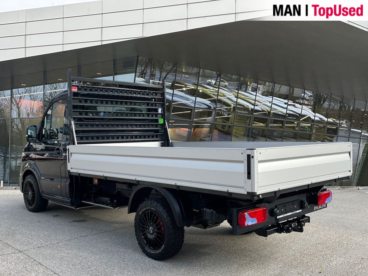 MAN TGE 3.180 4X4 Individual SB, Automatic, Flat bed - Avolava pakettiauto: kuva MAN TGE 3.180 4X4 Individual SB, Automatic, Flat bed - Avolava pakettiauto MAN TGE 3.180 4X4 Individual SB, Automatic, Flat bed - Avolava pakettiauto: kuva MAN TGE 3.180 4X4 Individual SB, Automatic, Flat bed - Avolava pakettiauto