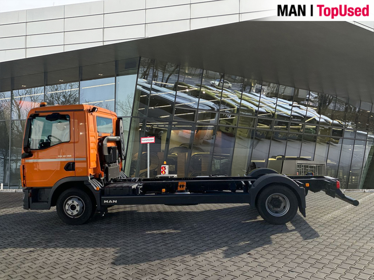 MAN TGL 12.190 4x2 BL CH Euro6 Klima AHK Luftfeder ZV - Kuorma-auto alusta: kuva MAN TGL 12.190 4x2 BL CH Euro6 Klima AHK Luftfeder ZV - Kuorma-auto alusta MAN TGL 12.190 4x2 BL CH Euro6 Klima AHK Luftfeder ZV - Kuorma-auto alusta: kuva MAN TGL 12.190 4x2 BL CH Euro6 Klima AHK Luftfeder ZV - Kuorma-auto alusta