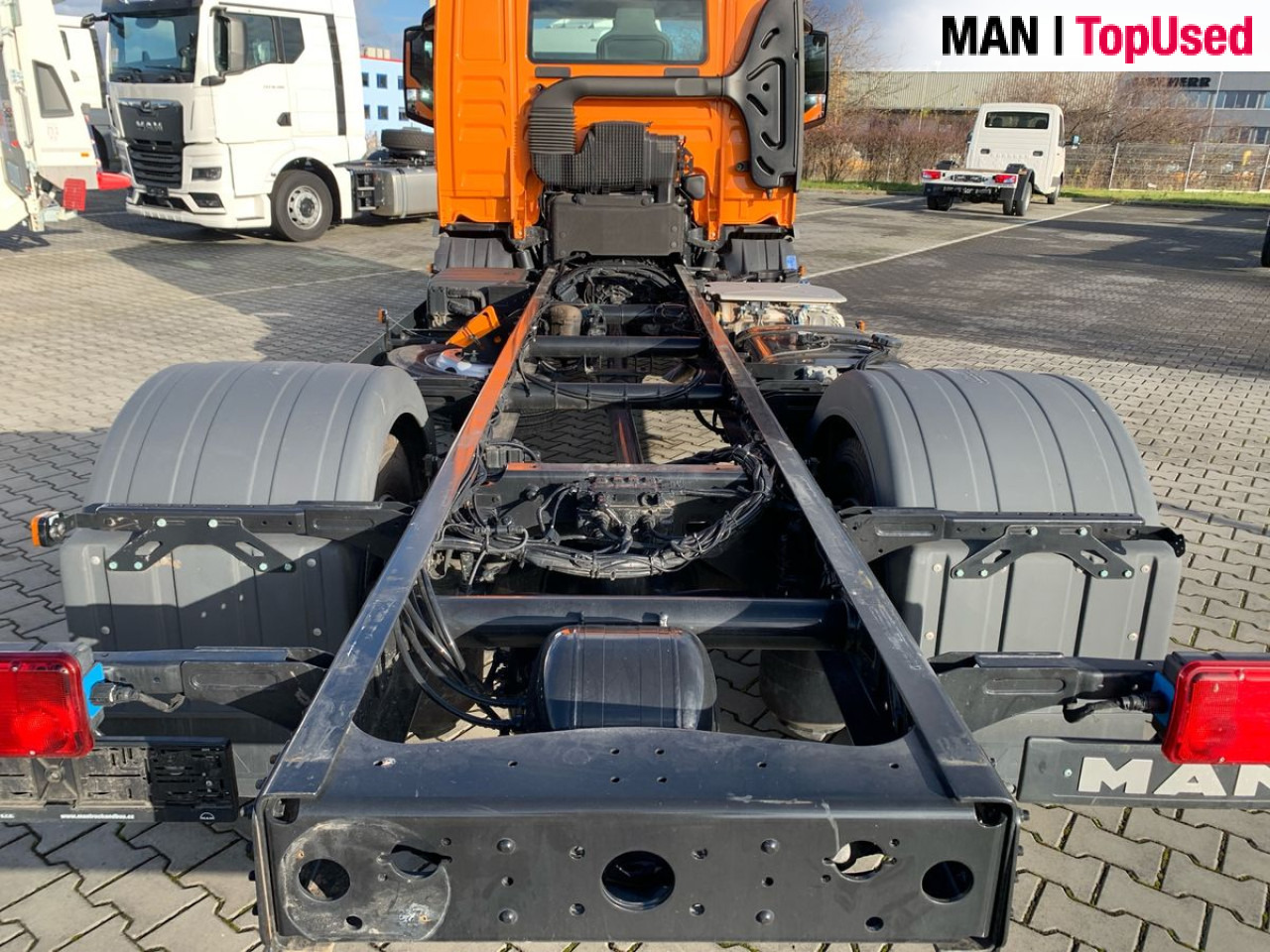 MAN TGL 12.190 4x2 BL CH Euro6 Klima AHK Luftfeder ZV - Kuorma-auto alusta: kuva MAN TGL 12.190 4x2 BL CH Euro6 Klima AHK Luftfeder ZV - Kuorma-auto alusta MAN TGL 12.190 4x2 BL CH Euro6 Klima AHK Luftfeder ZV - Kuorma-auto alusta: kuva MAN TGL 12.190 4x2 BL CH Euro6 Klima AHK Luftfeder ZV - Kuorma-auto alusta