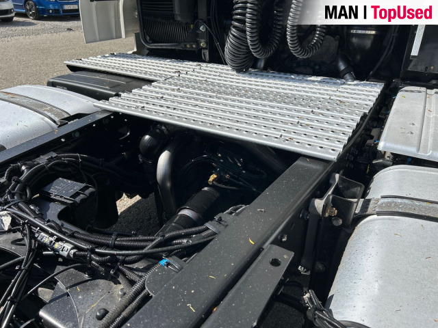 MAN TGX 18.510 4X2 LLS-U Euro6 Retarder Klima ZV - Vetopöytäauto: kuva MAN TGX 18.510 4X2 LLS-U Euro6 Retarder Klima ZV - Vetopöytäauto MAN TGX 18.510 4X2 LLS-U Euro6 Retarder Klima ZV - Vetopöytäauto: kuva MAN TGX 18.510 4X2 LLS-U Euro6 Retarder Klima ZV - Vetopöytäauto