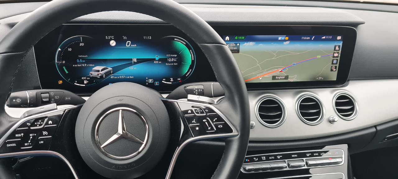 Mercedes-Benz E 400 dT 4Matic Avant LED 9G-Tronic MBUX Widescreen E 400 dT 4Matic Avant LED 9G-Tronic MBUX Widescreen Business - Paket - Farmari: kuva Mercedes-Benz E 400 dT 4Matic Avant LED 9G-Tronic MBUX Widescreen E 400 dT 4Matic Avant LED 9G-Tronic MBUX Widescreen Business - Paket - Farmari Mercedes-Benz E 400 dT 4Matic Avant LED 9G-Tronic MBUX Widescreen E 400 dT 4Matic Avant LED 9G-Tronic MBUX Widescreen Business - Paket - Farmari: kuva Mercedes-Benz E 400 dT 4Matic Avant LED 9G-Tronic MBUX Widescreen E 400 dT 4Matic Avant LED 9G-Tronic MBUX Widescreen Business - Paket - Farmari