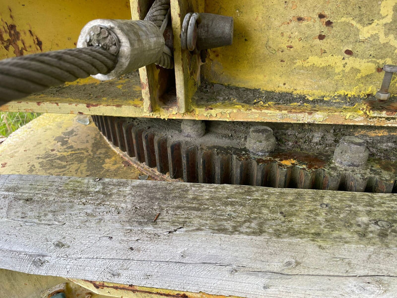 Liebherr 63K, 1991yom - Torninosturi: kuva Liebherr 63K, 1991yom - Torninosturi Liebherr 63K, 1991yom - Torninosturi: kuva Liebherr 63K, 1991yom - Torninosturi