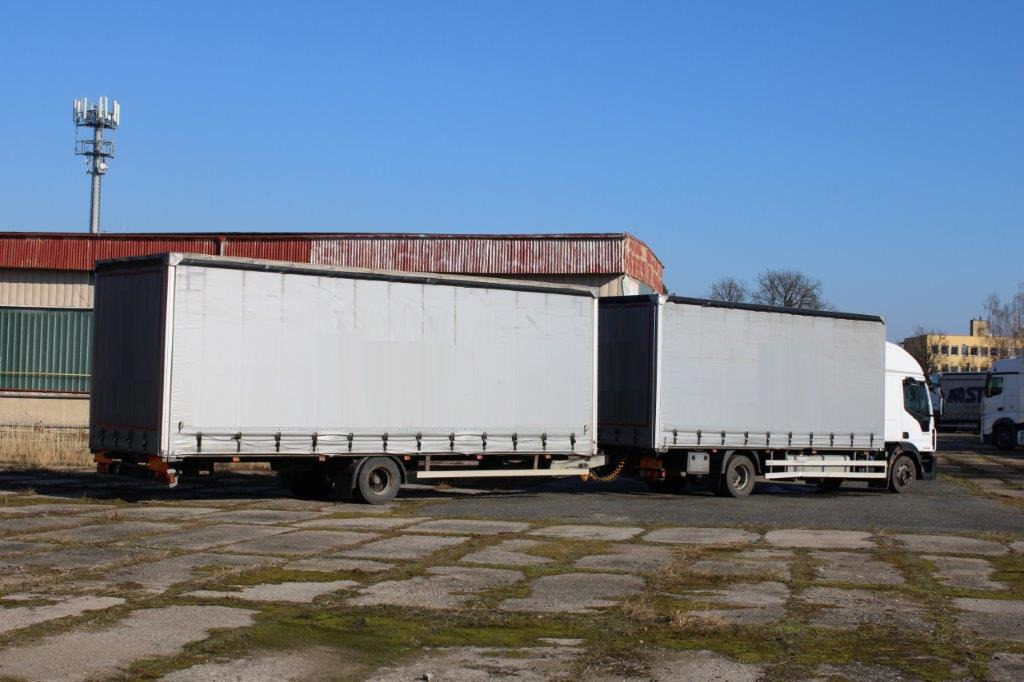 Iveco Eurocargo 120E250 - Pressukapelli kuorma-auto: kuva Iveco Eurocargo 120E250 - Pressukapelli kuorma-auto Iveco Eurocargo 120E250 - Pressukapelli kuorma-auto: kuva Iveco Eurocargo 120E250 - Pressukapelli kuorma-auto