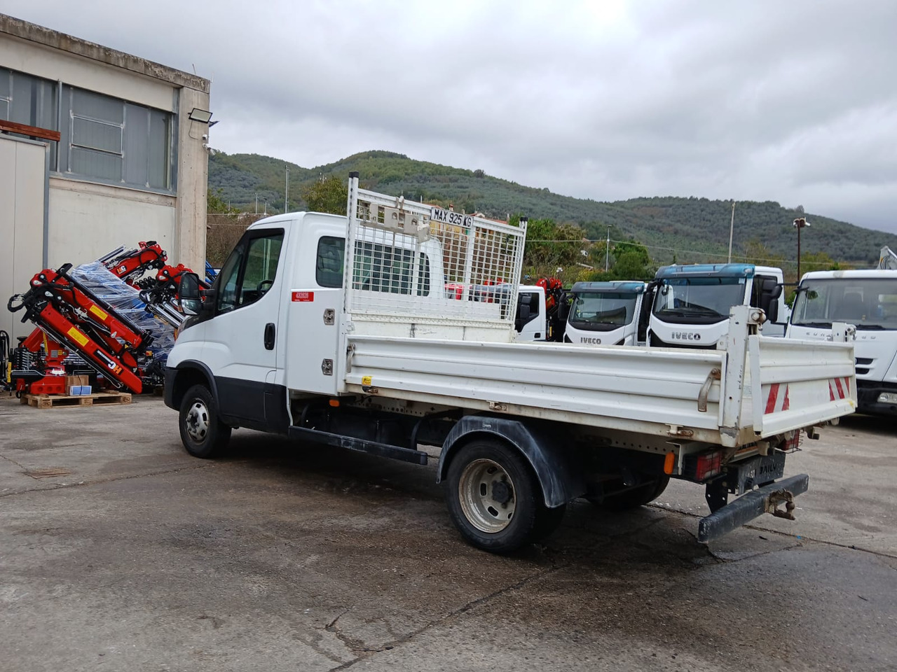 IVECO DAILY 35-120 - Nosturiauto: kuva IVECO DAILY 35-120 - Nosturiauto IVECO DAILY 35-120 - Nosturiauto: kuva IVECO DAILY 35-120 - Nosturiauto