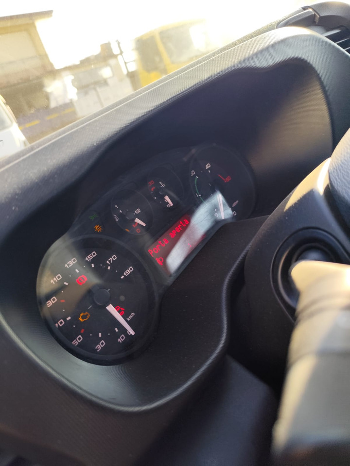 IVECO DAILY 35C15 - Nosturiauto, Kippilava-auto: kuva IVECO DAILY 35C15 - Nosturiauto, Kippilava-auto IVECO DAILY 35C15 - Nosturiauto, Kippilava-auto: kuva IVECO DAILY 35C15 - Nosturiauto, Kippilava-auto