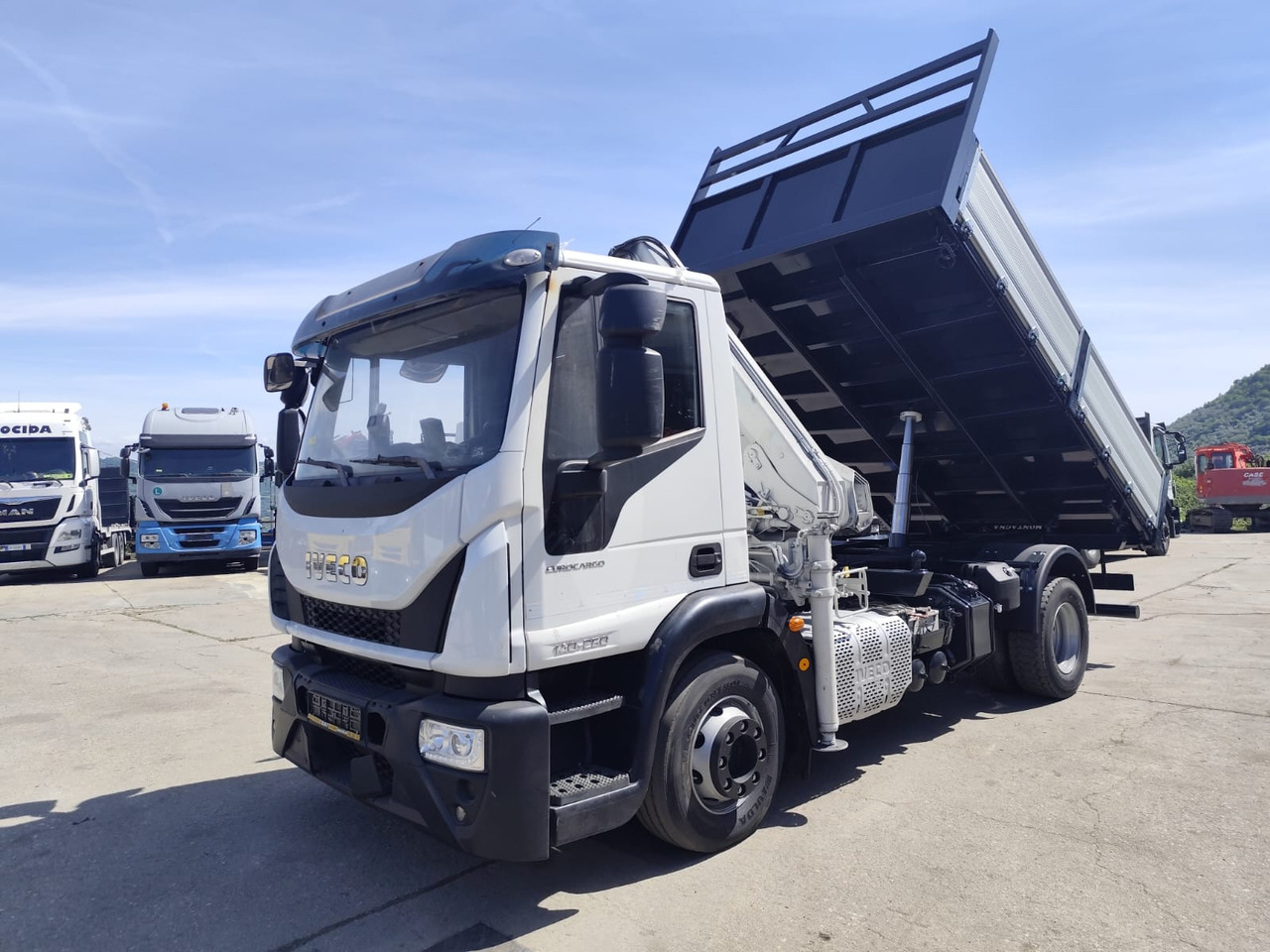 IVECO EUROCARGO 140-250 - Nosturiauto: kuva IVECO EUROCARGO 140-250 - Nosturiauto IVECO EUROCARGO 140-250 - Nosturiauto: kuva IVECO EUROCARGO 140-250 - Nosturiauto