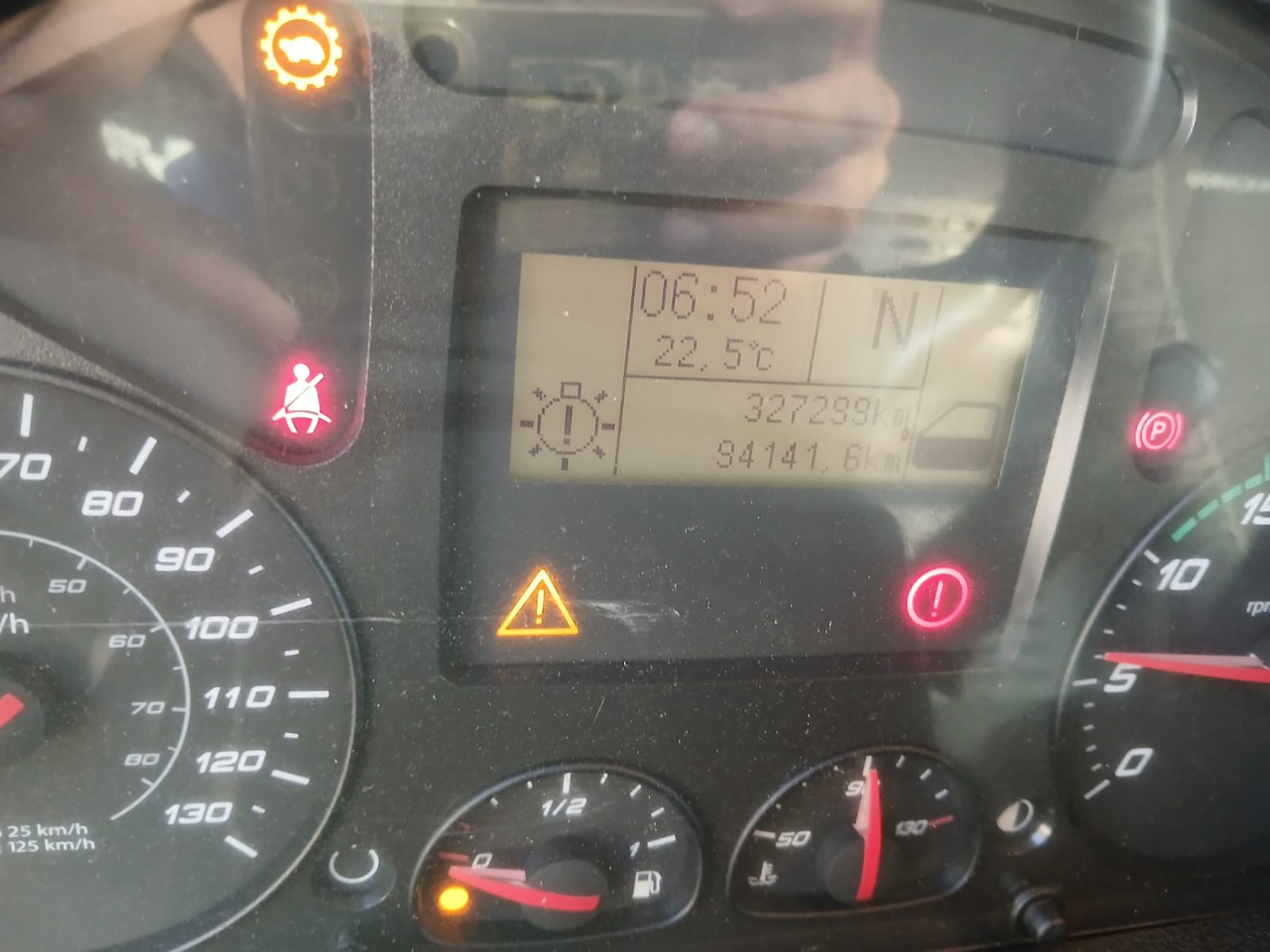 IVECO EUROCARGO 180-320 - Nosturiauto, Kippiauto kuorma-auto: kuva IVECO EUROCARGO 180-320 - Nosturiauto, Kippiauto kuorma-auto IVECO EUROCARGO 180-320 - Nosturiauto, Kippiauto kuorma-auto: kuva IVECO EUROCARGO 180-320 - Nosturiauto, Kippiauto kuorma-auto