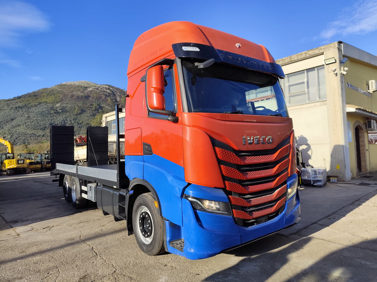 IVECO S-WAY AS260S48 Y - Lava-kuorma-auto: kuva IVECO S-WAY AS260S48 Y - Lava-kuorma-auto IVECO S-WAY AS260S48 Y - Lava-kuorma-auto: kuva IVECO S-WAY AS260S48 Y - Lava-kuorma-auto