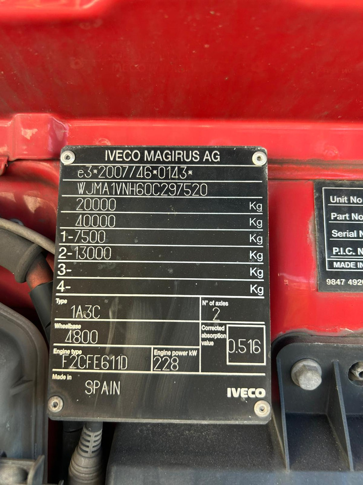 IVECO STRALIS 190S31 - Kuorma-auto alusta: kuva IVECO STRALIS 190S31 - Kuorma-auto alusta IVECO STRALIS 190S31 - Kuorma-auto alusta: kuva IVECO STRALIS 190S31 - Kuorma-auto alusta