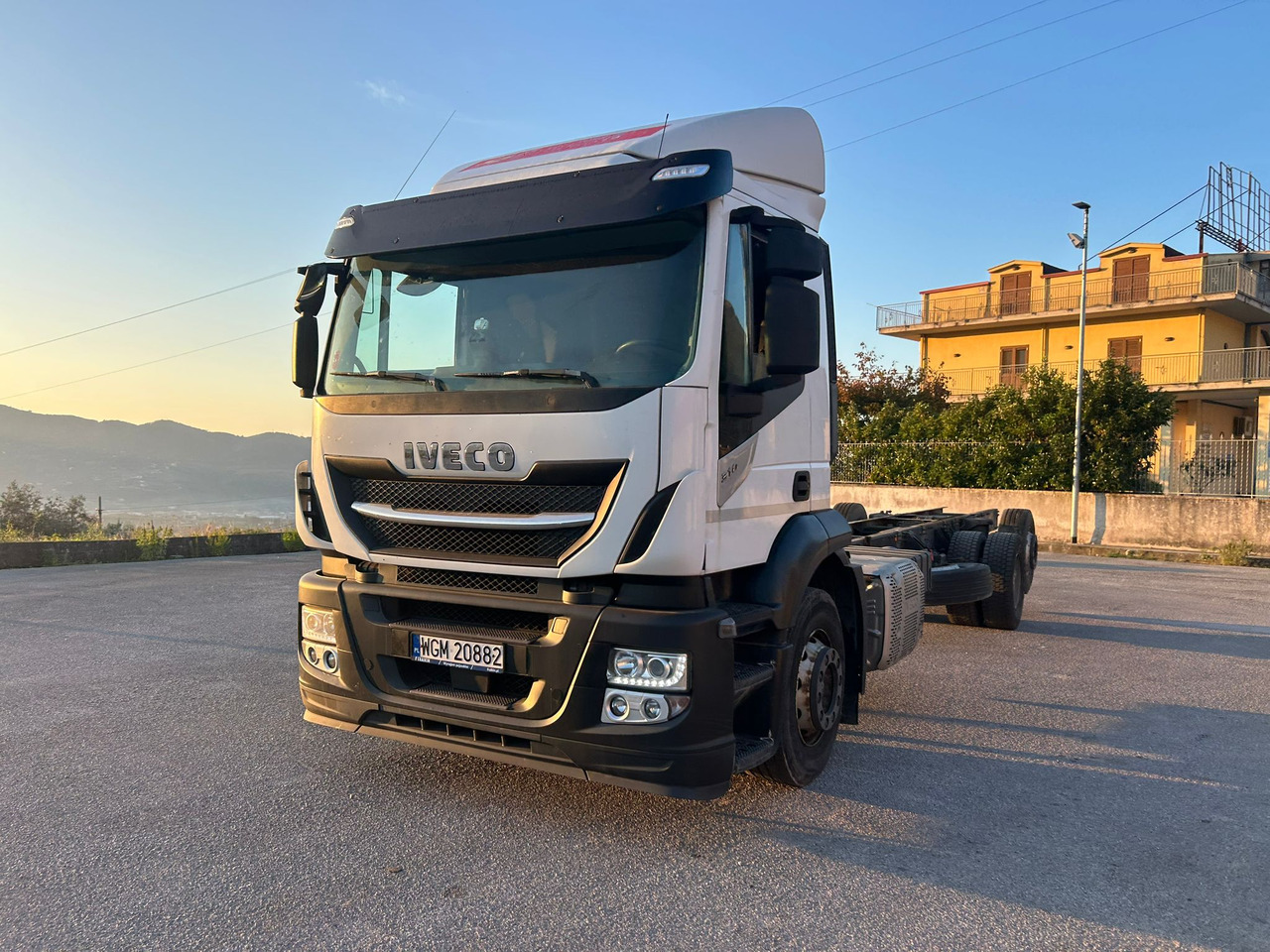 IVECO STRALIS AD 260S31 XP - Kuorma-auto alusta: kuva IVECO STRALIS AD 260S31 XP - Kuorma-auto alusta IVECO STRALIS AD 260S31 XP - Kuorma-auto alusta: kuva IVECO STRALIS AD 260S31 XP - Kuorma-auto alusta