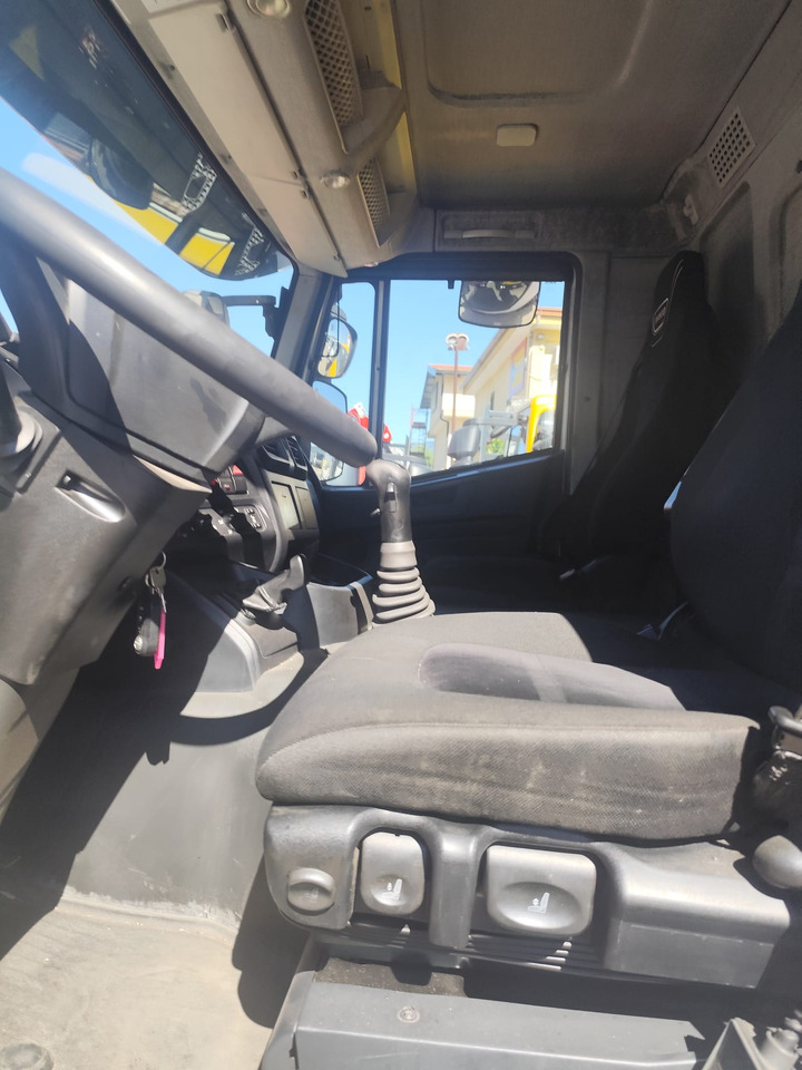 IVECO STRALIS AD 260S31 XP - Nosturiauto: kuva IVECO STRALIS AD 260S31 XP - Nosturiauto IVECO STRALIS AD 260S31 XP - Nosturiauto: kuva IVECO STRALIS AD 260S31 XP - Nosturiauto