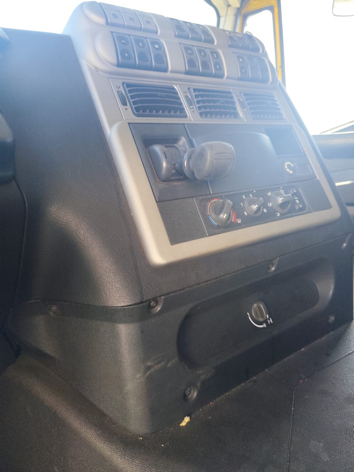 IVECO STRALIS CUBE AD260S42 - Lava-kuorma-auto: kuva IVECO STRALIS CUBE AD260S42 - Lava-kuorma-auto IVECO STRALIS CUBE AD260S42 - Lava-kuorma-auto: kuva IVECO STRALIS CUBE AD260S42 - Lava-kuorma-auto