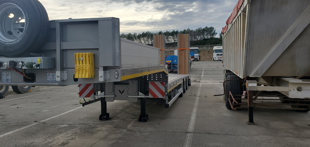 YALCIN 3 ESSIEUX STD - Apuvaunu puoliperävaunu: kuva YALCIN 3 ESSIEUX STD - Apuvaunu puoliperävaunu YALCIN 3 ESSIEUX STD - Apuvaunu puoliperävaunu: kuva YALCIN 3 ESSIEUX STD - Apuvaunu puoliperävaunu