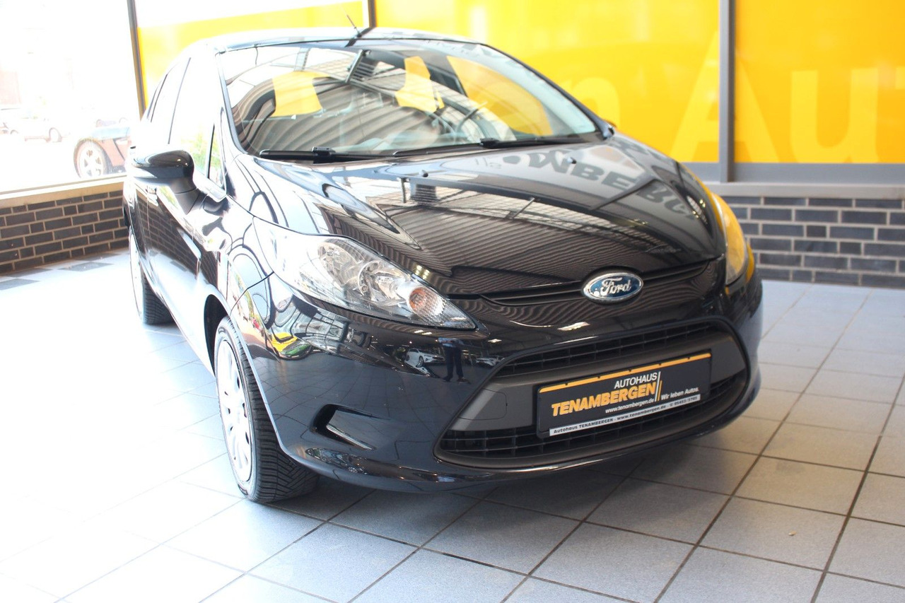 Ford Fiesta Trend Klima + Frontscheibenheizung 5Türer - Henkilöauto: kuva Ford Fiesta Trend Klima + Frontscheibenheizung 5Türer - Henkilöauto Ford Fiesta Trend Klima + Frontscheibenheizung 5Türer - Henkilöauto: kuva Ford Fiesta Trend Klima + Frontscheibenheizung 5Türer - Henkilöauto