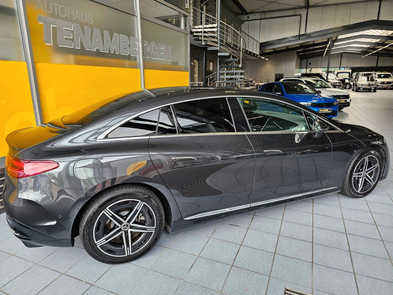 Mercedes-Benz EQE 350 AMG Edition ACC Memory eHeckkl. - Henkilöauto: kuva  Mercedes-Benz EQE 350 AMG Edition ACC Memory eHeckkl. - Henkilöauto Mercedes-Benz EQE 350 AMG Edition ACC Memory eHeckkl. - Henkilöauto: kuva  Mercedes-Benz EQE 350 AMG Edition ACC Memory eHeckkl. - Henkilöauto