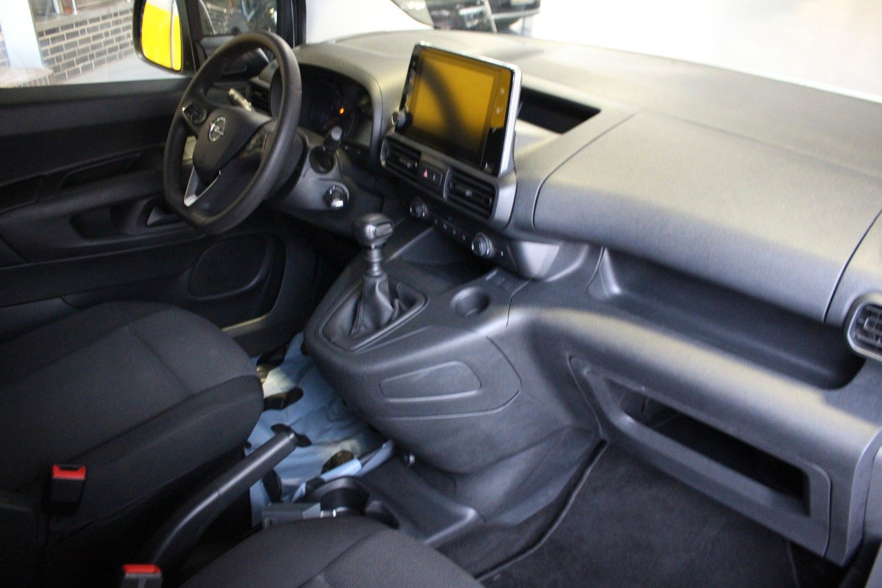 Leasing  Opel Combo E Cargo Selection Klima Bluetooth PDC Opel Combo E Cargo Selection Klima Bluetooth PDC: kuva Leasing  Opel Combo E Cargo Selection Klima Bluetooth PDC Opel Combo E Cargo Selection Klima Bluetooth PDC