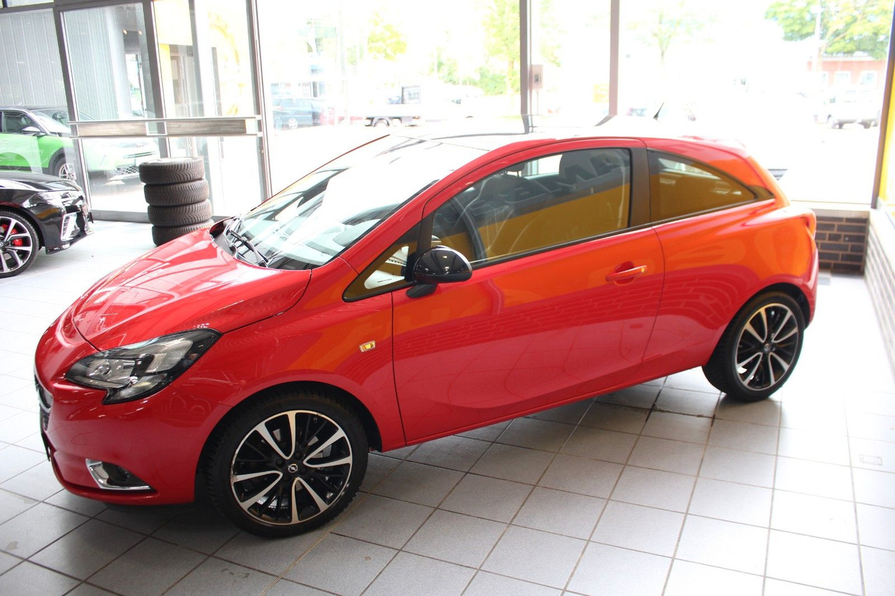 Opel Corsa Color Edition Sitz/Lenkr.heizung Bluetooth - Henkilöauto: kuva Opel Corsa Color Edition Sitz/Lenkr.heizung Bluetooth - Henkilöauto Opel Corsa Color Edition Sitz/Lenkr.heizung Bluetooth - Henkilöauto: kuva Opel Corsa Color Edition Sitz/Lenkr.heizung Bluetooth - Henkilöauto