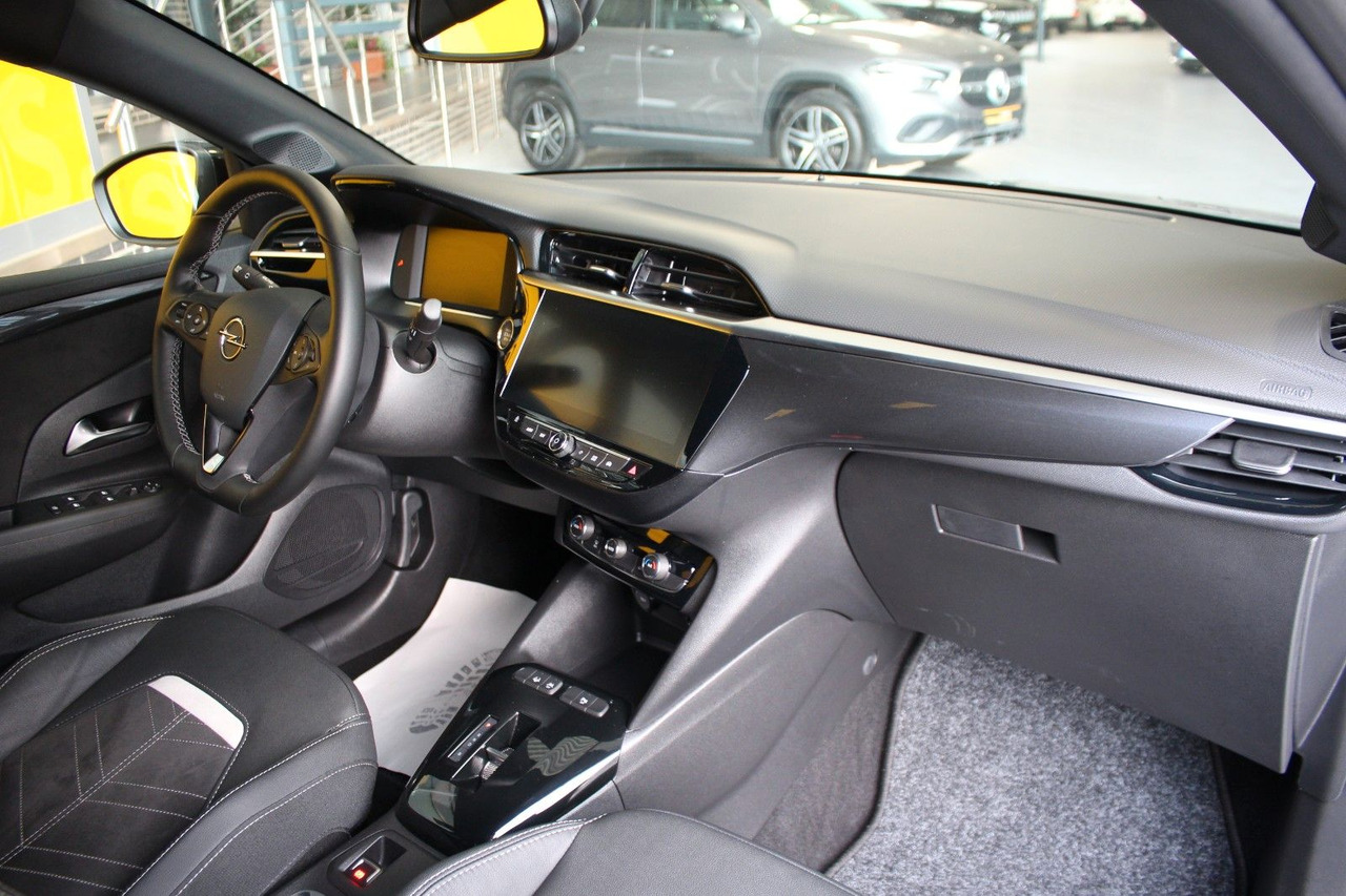 Opel Corsa F e GS IntelliLux Massage Panorama ACC Nav - Henkilöauto: kuva Opel Corsa F e GS IntelliLux Massage Panorama ACC Nav - Henkilöauto Opel Corsa F e GS IntelliLux Massage Panorama ACC Nav - Henkilöauto: kuva Opel Corsa F e GS IntelliLux Massage Panorama ACC Nav - Henkilöauto