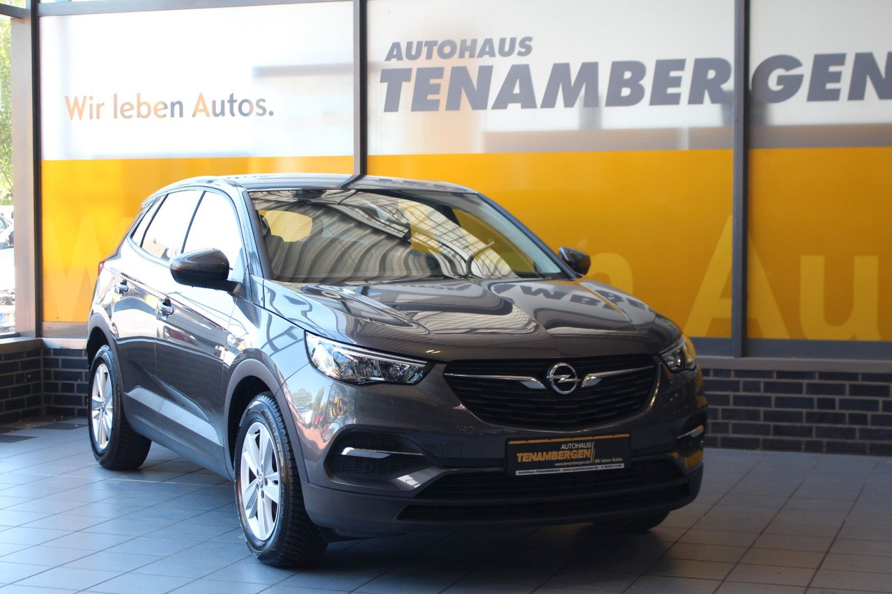 Opel Grandland Edition 1.2 Automatik Navi PDC v+h LED - Maasturi/ Katumaasturi: kuva Opel Grandland Edition 1.2 Automatik Navi PDC v+h LED - Maasturi/ Katumaasturi Opel Grandland Edition 1.2 Automatik Navi PDC v+h LED - Maasturi/ Katumaasturi: kuva Opel Grandland Edition 1.2 Automatik Navi PDC v+h LED - Maasturi/ Katumaasturi