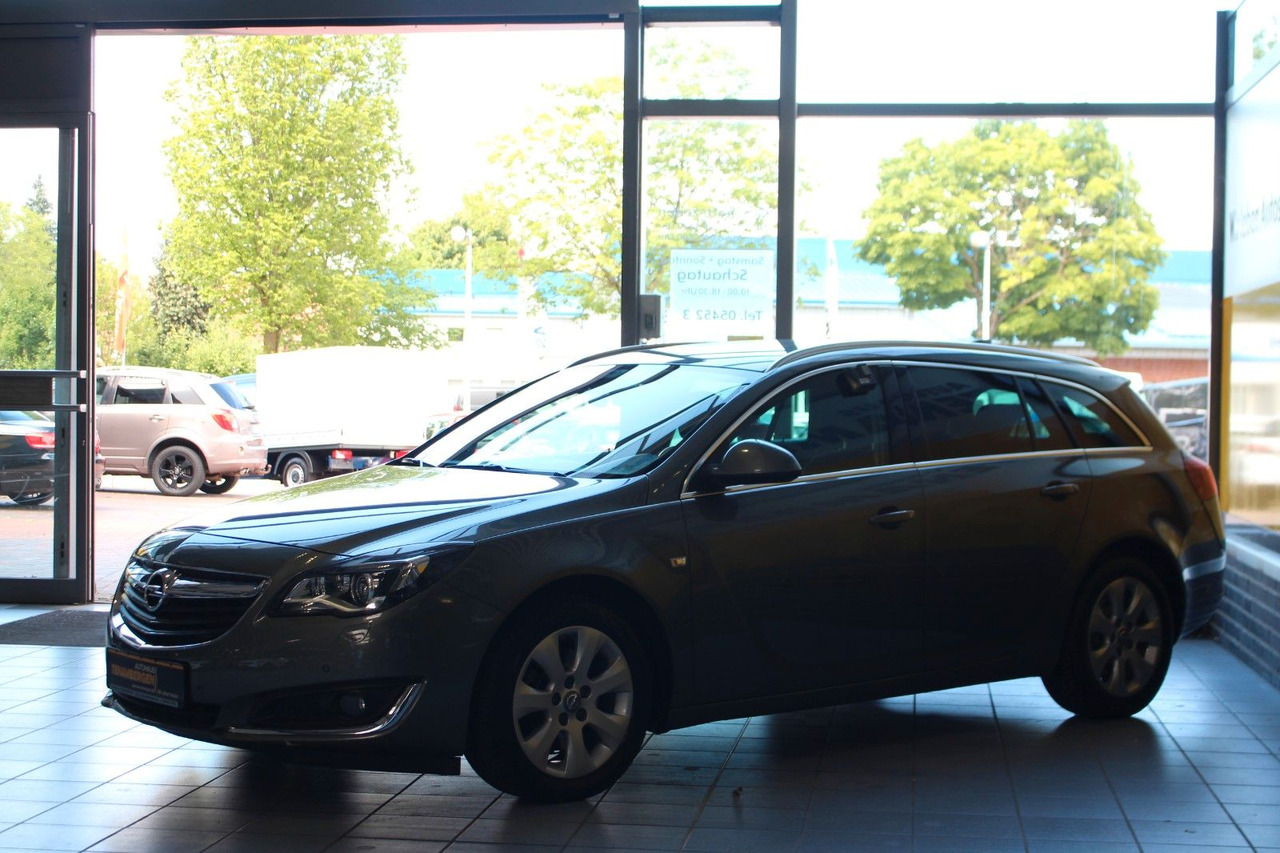 Opel Insignia A ST 2.0 Innovation Navi Kamera BiXenon - Henkilöauto: kuva Opel Insignia A ST 2.0 Innovation Navi Kamera BiXenon - Henkilöauto Opel Insignia A ST 2.0 Innovation Navi Kamera BiXenon - Henkilöauto: kuva Opel Insignia A ST 2.0 Innovation Navi Kamera BiXenon - Henkilöauto
