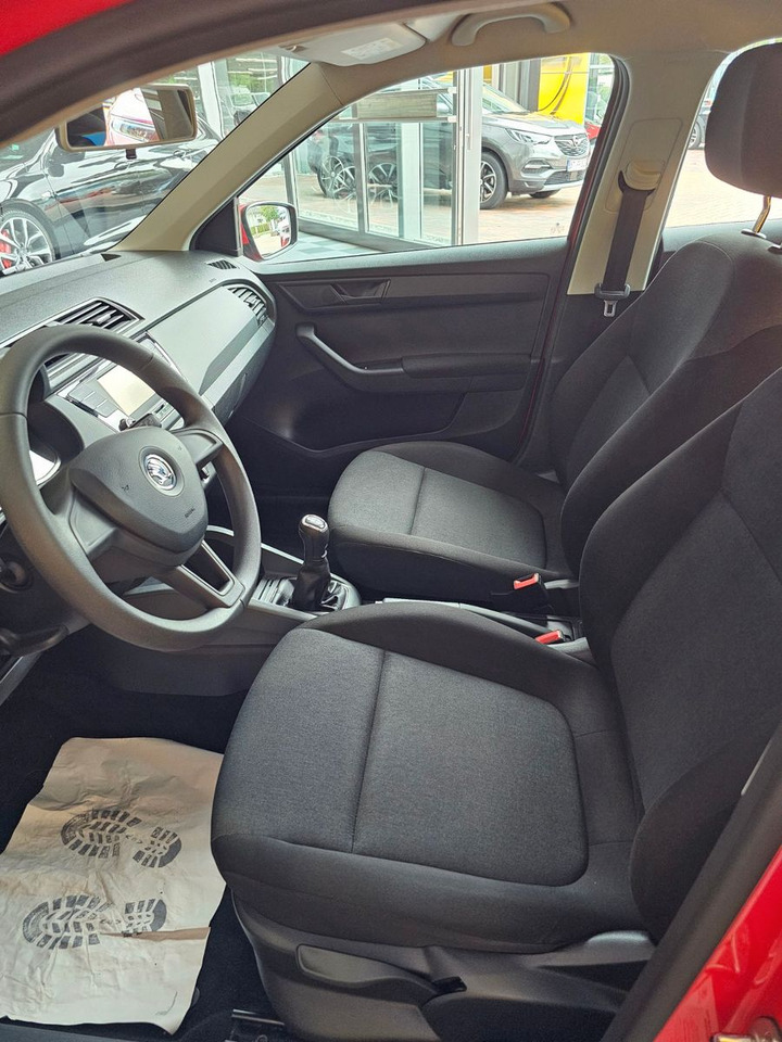 Skoda Fabia Cool Edition SHZ USB - Henkilöauto: kuva Skoda Fabia Cool Edition SHZ USB - Henkilöauto Skoda Fabia Cool Edition SHZ USB - Henkilöauto: kuva Skoda Fabia Cool Edition SHZ USB - Henkilöauto