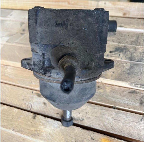 Volvo B12 - Hydraulimoottori: kuva Volvo B12 - Hydraulimoottori Volvo B12 - Hydraulimoottori: kuva Volvo B12 - Hydraulimoottori