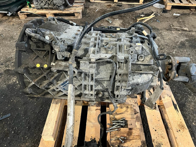 ZF 12AS2330TD - Vaihdelaatikko: kuva ZF 12AS2330TD - Vaihdelaatikko ZF 12AS2330TD - Vaihdelaatikko: kuva ZF 12AS2330TD - Vaihdelaatikko