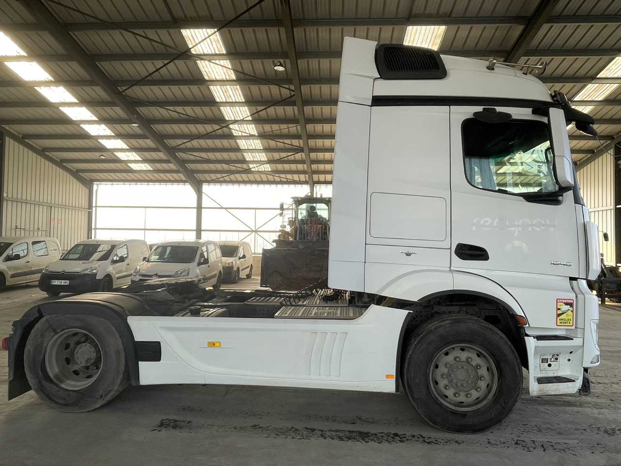 MERCEDES 1848 - Vetopöytäauto: kuva MERCEDES 1848 - Vetopöytäauto MERCEDES 1848 - Vetopöytäauto: kuva MERCEDES 1848 - Vetopöytäauto