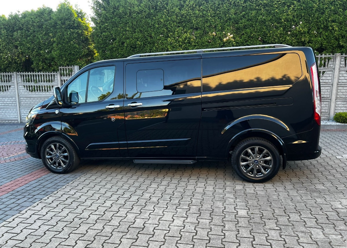 Ford Tourneo Custom Turneo Tytanium X specjalistyczny dla Inwalidów - Minibussi, Pikkubussi: kuva Ford Tourneo Custom Turneo Tytanium X specjalistyczny dla Inwalidów - Minibussi, Pikkubussi Ford Tourneo Custom Turneo Tytanium X specjalistyczny dla Inwalidów - Minibussi, Pikkubussi: kuva Ford Tourneo Custom Turneo Tytanium X specjalistyczny dla Inwalidów - Minibussi, Pikkubussi