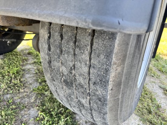 Schwarzmüller SPA 1/E/- - Pressukapellipuoliperävaunu: kuva Schwarzmüller SPA 1/E/- - Pressukapellipuoliperävaunu Schwarzmüller SPA 1/E/- - Pressukapellipuoliperävaunu: kuva Schwarzmüller SPA 1/E/- - Pressukapellipuoliperävaunu