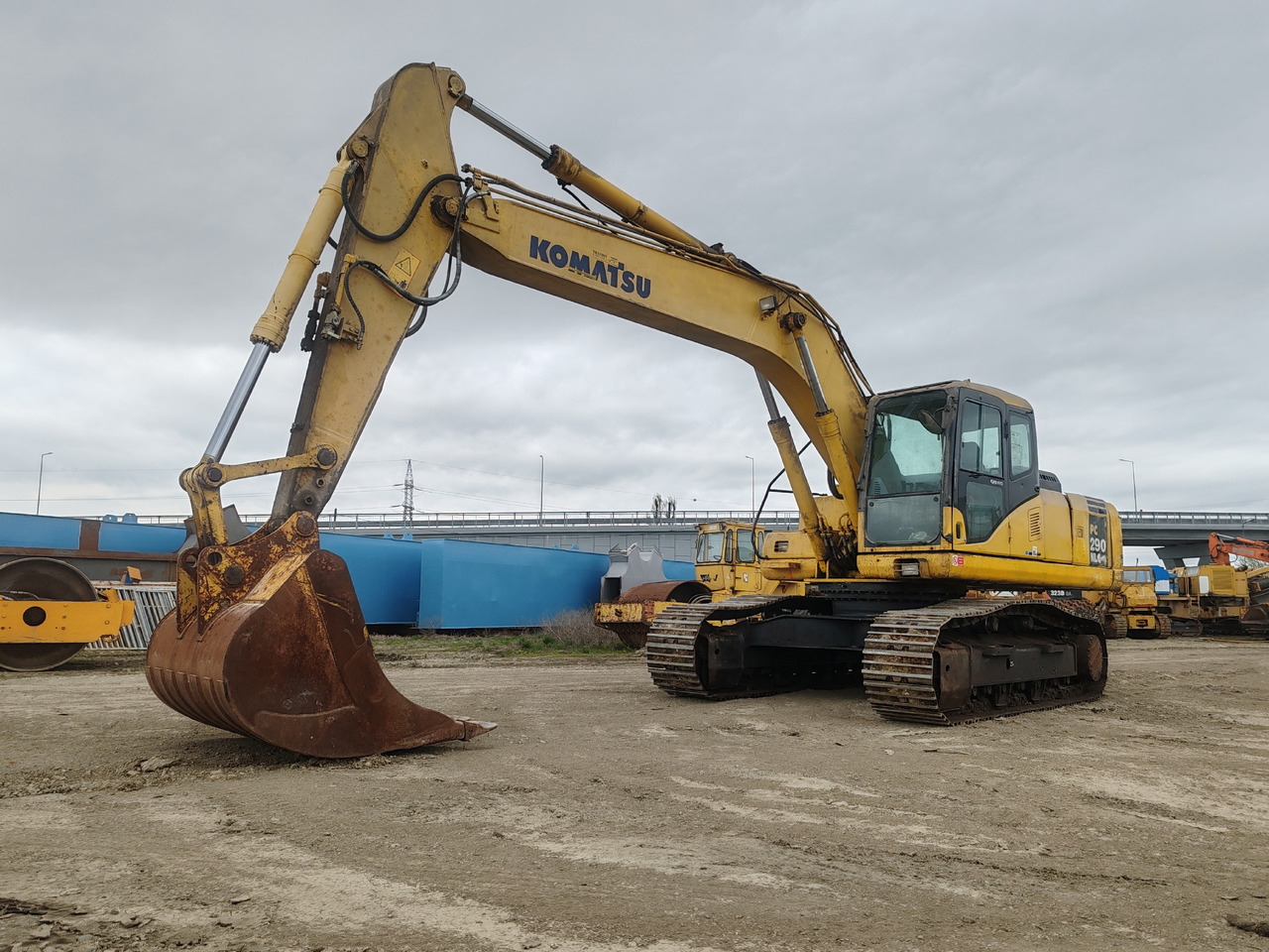 Komatsu PC290NLC-7K - Kaivuri: kuva Komatsu PC290NLC-7K - Kaivuri Komatsu PC290NLC-7K - Kaivuri: kuva Komatsu PC290NLC-7K - Kaivuri
