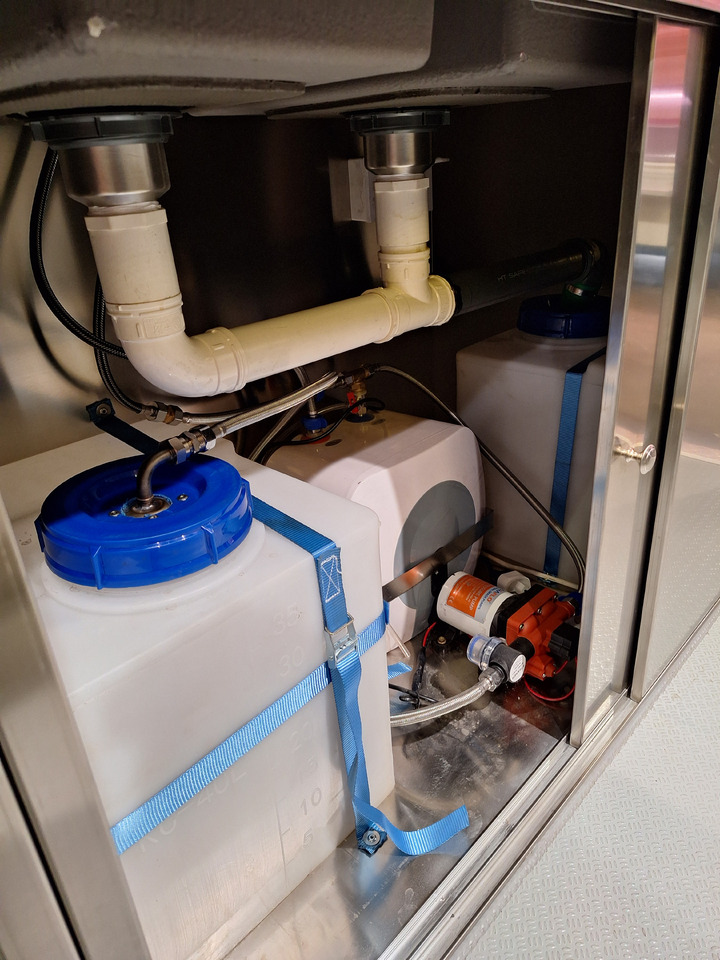 Leasing Deli Star Trailer American 6000 - EU Standards Deli Star Trailer American 6000 - EU Standards: kuva Leasing Deli Star Trailer American 6000 - EU Standards Deli Star Trailer American 6000 - EU Standards