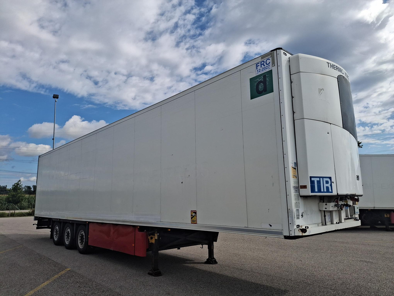 Shmitz - Puoliperävaunu: kuva Shmitz - Puoliperävaunu Shmitz - Puoliperävaunu: kuva Shmitz - Puoliperävaunu