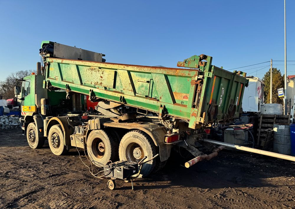 Iveco EuroTrakker - Kippiauto kuorma-auto: kuva Iveco EuroTrakker - Kippiauto kuorma-auto Iveco EuroTrakker - Kippiauto kuorma-auto: kuva Iveco EuroTrakker - Kippiauto kuorma-auto