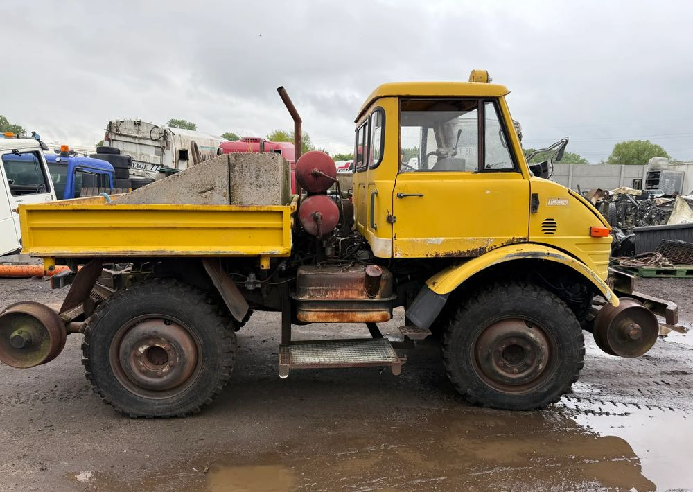 Mercedes-Benz UNIMOG 406B - Kippiauto kuorma-auto: kuva Mercedes-Benz UNIMOG 406B - Kippiauto kuorma-auto Mercedes-Benz UNIMOG 406B - Kippiauto kuorma-auto: kuva Mercedes-Benz UNIMOG 406B - Kippiauto kuorma-auto