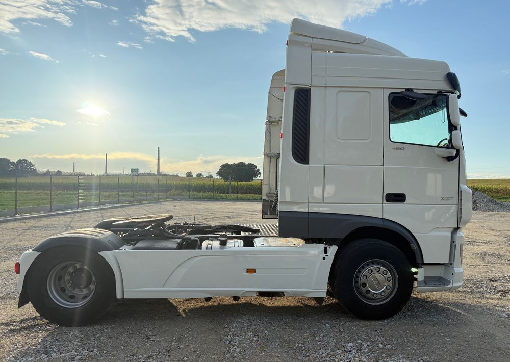 DAF XF 480 - Vetopöytäauto: kuva DAF XF 480 - Vetopöytäauto DAF XF 480 - Vetopöytäauto: kuva DAF XF 480 - Vetopöytäauto