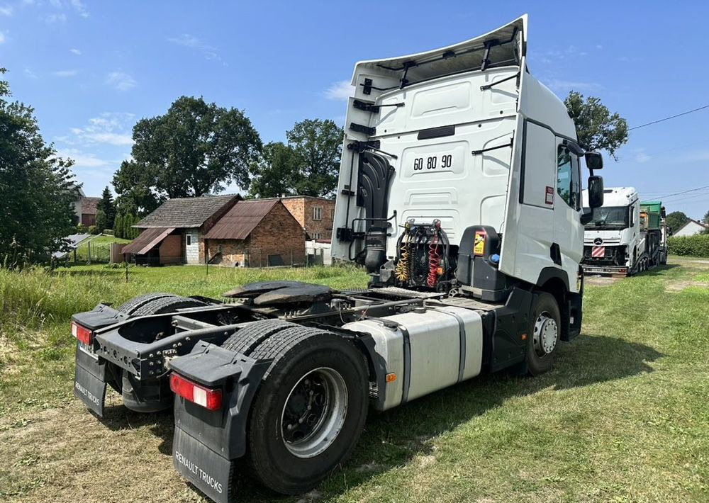 Renault T460 - Vetopöytäauto: kuva Renault T460 - Vetopöytäauto Renault T460 - Vetopöytäauto: kuva Renault T460 - Vetopöytäauto