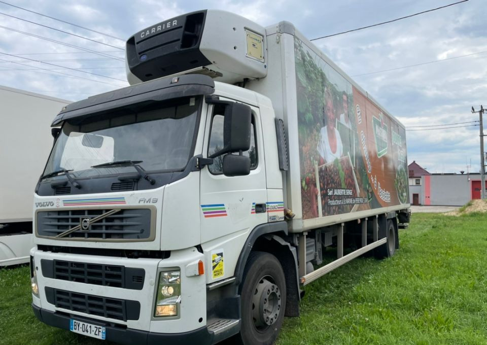 Volvo FM 9 260 - Refrigeraattori kuorma-auto: kuva Volvo FM 9 260 - Refrigeraattori kuorma-auto Volvo FM 9 260 - Refrigeraattori kuorma-auto: kuva Volvo FM 9 260 - Refrigeraattori kuorma-auto
